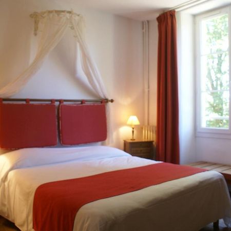 Hostellerie Du Chateau De L'Isle La Croix-en-Touraine Luaran gambar